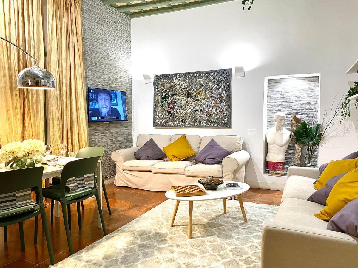 Pantheon Ancient Apartment Rom